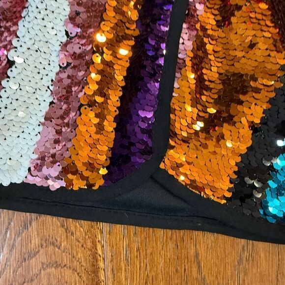 Gorgeous Francesca’s brand Jun & Ivy multicolor sequin mini skirt size S - Picture 2 of 9